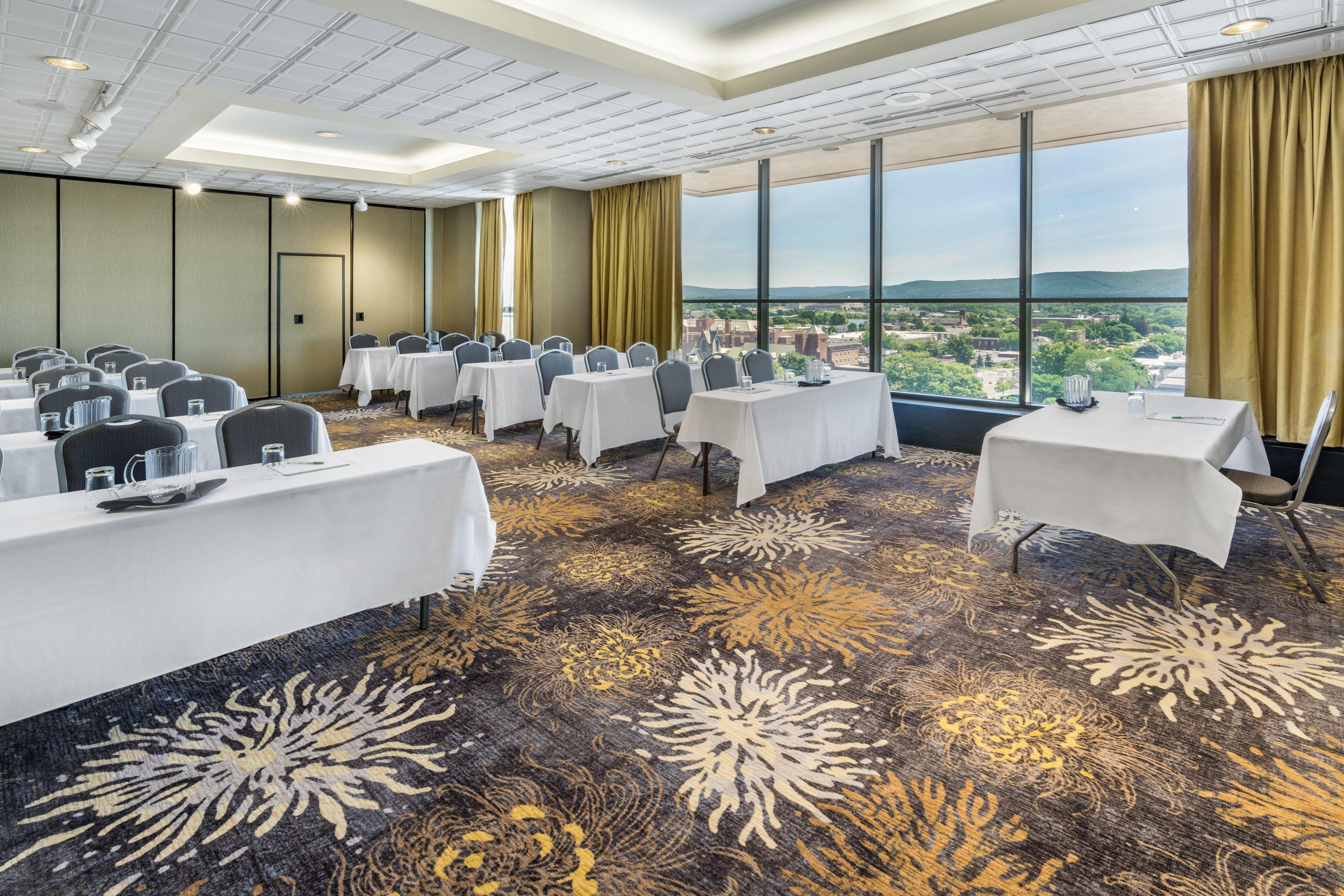 Holiday Inn & Suites Pittsfield-Berkshires By Ihg Eksteriør bilde