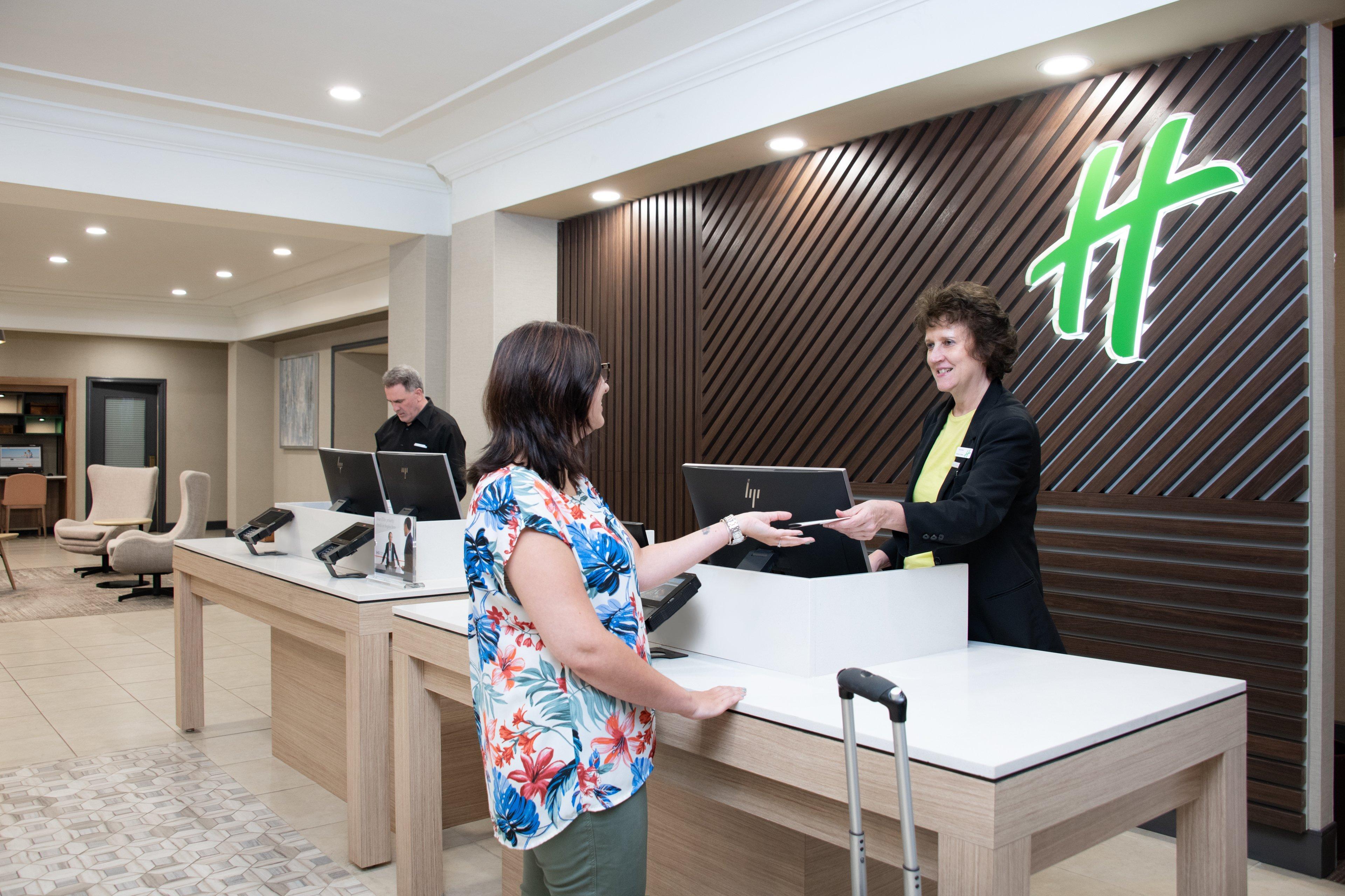 Holiday Inn & Suites Pittsfield-Berkshires By Ihg Eksteriør bilde