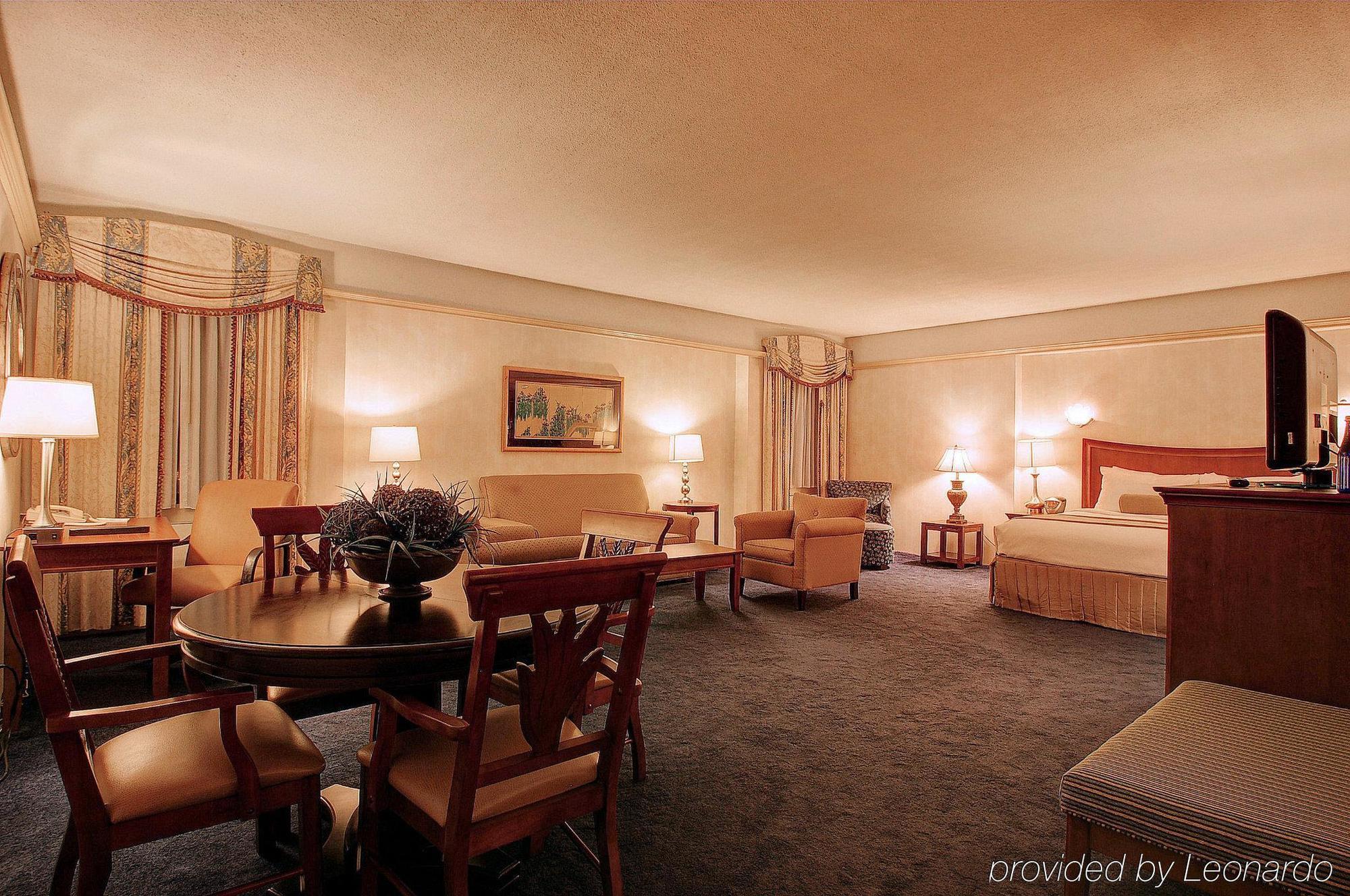 Holiday Inn & Suites Pittsfield-Berkshires By Ihg Eksteriør bilde