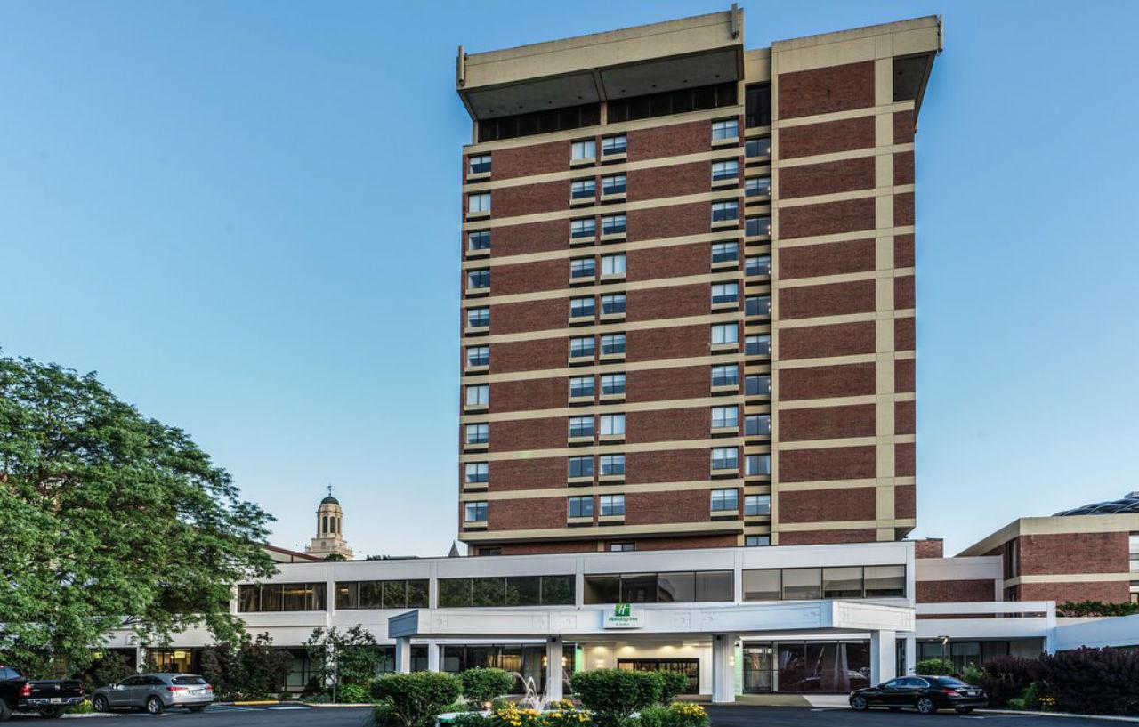 Holiday Inn & Suites Pittsfield-Berkshires By Ihg Eksteriør bilde